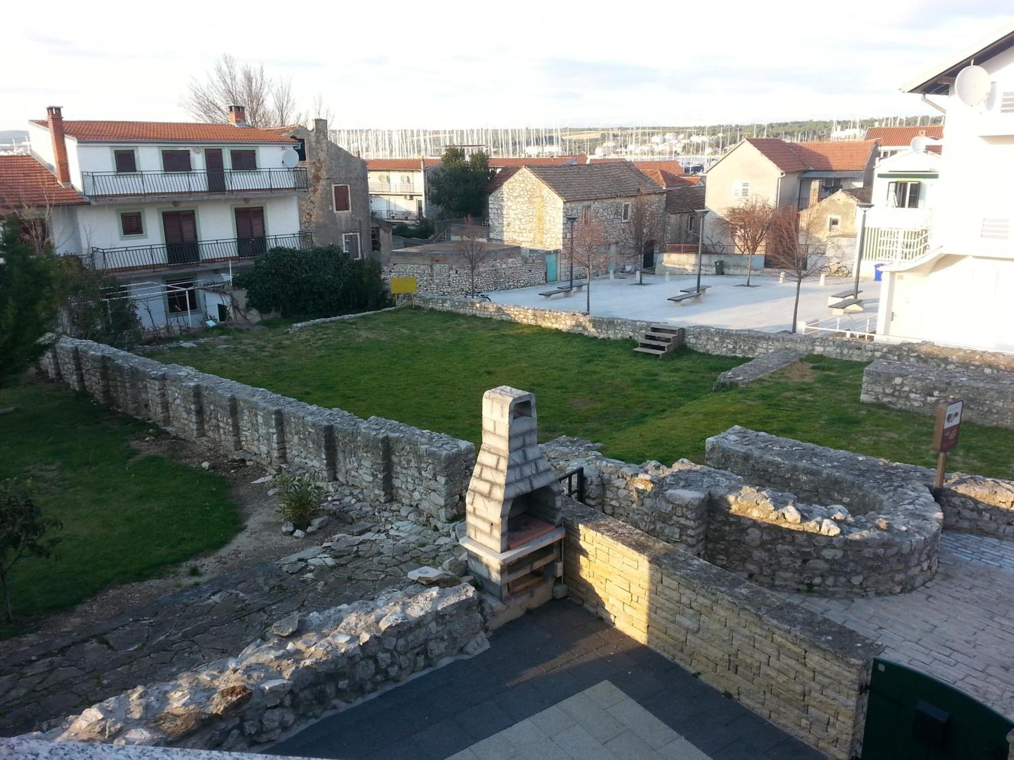 Apartments Lori Biograd Na Moru Room photo