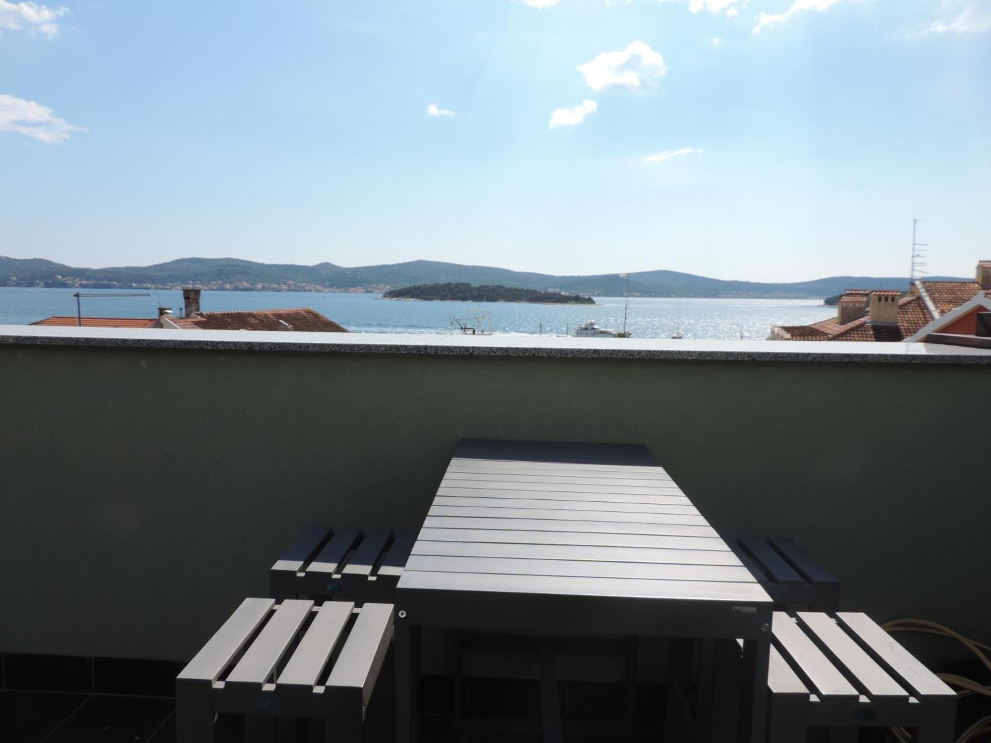 Apartments Lori Biograd Na Moru Room photo